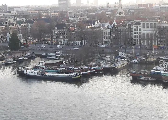 Vincent Gogh Apartment